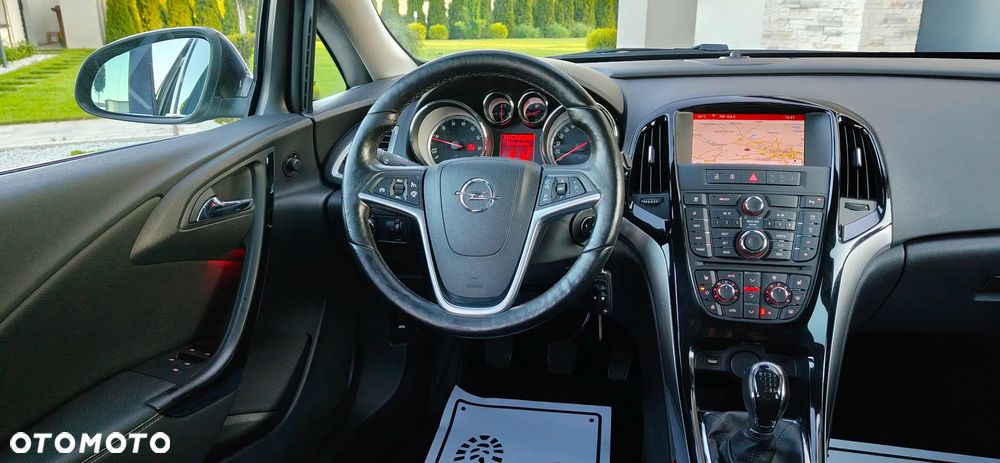Opel Astra 1.4 Turbo Exklusiv - 19