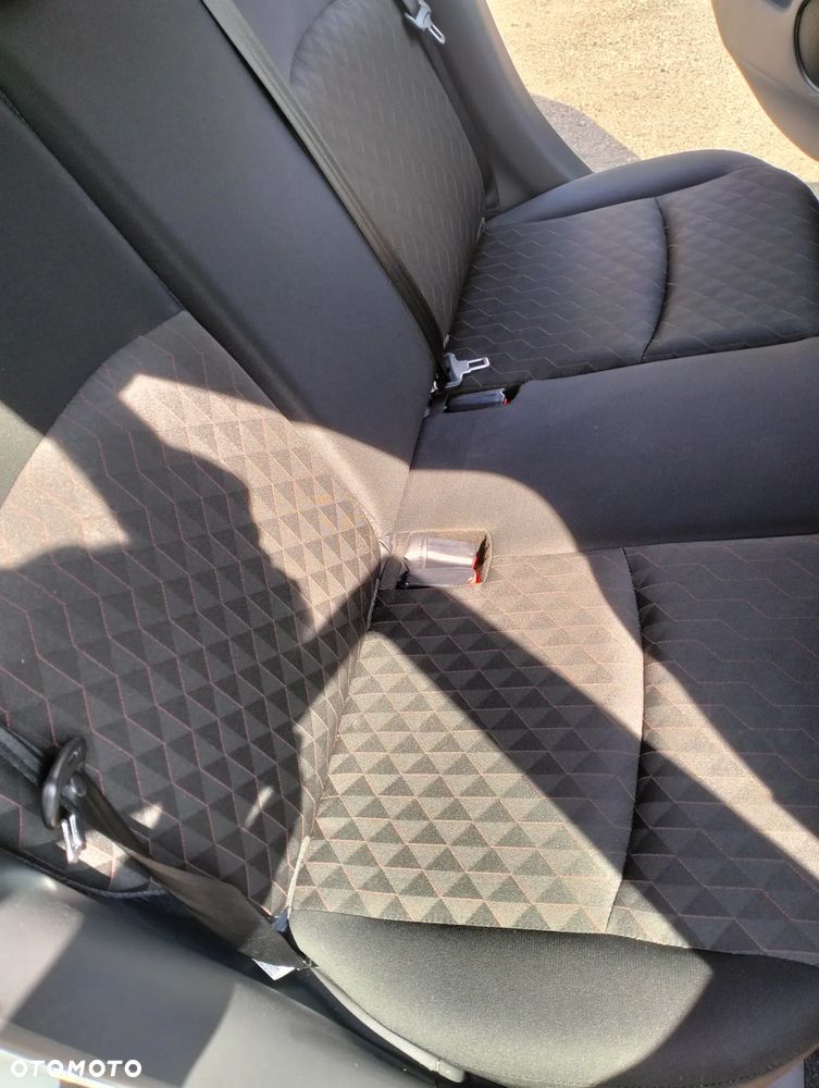 Mitsubishi Space Star 1.2 Inform Plus - 8