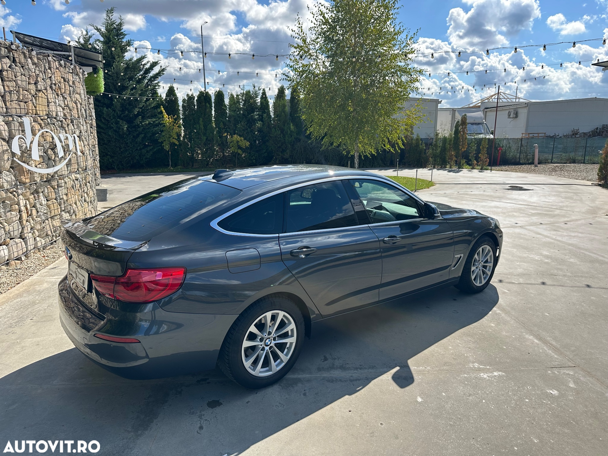 BMW Seria 3 318d Aut. Modern Line - 22