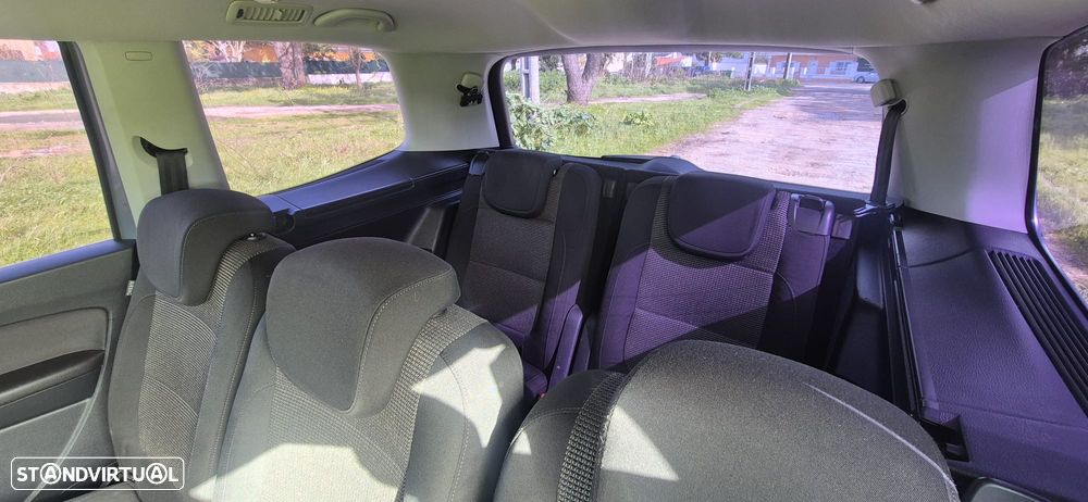 VW Sharan 2.0 TDI Trendline - 9