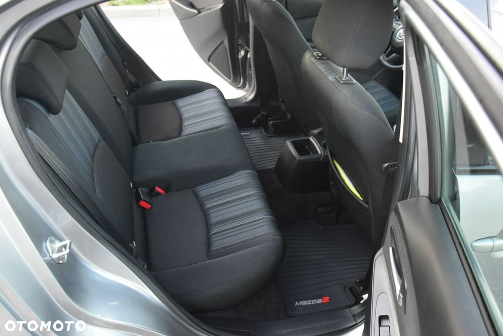 Mazda 2 1.5 Skygo - 28