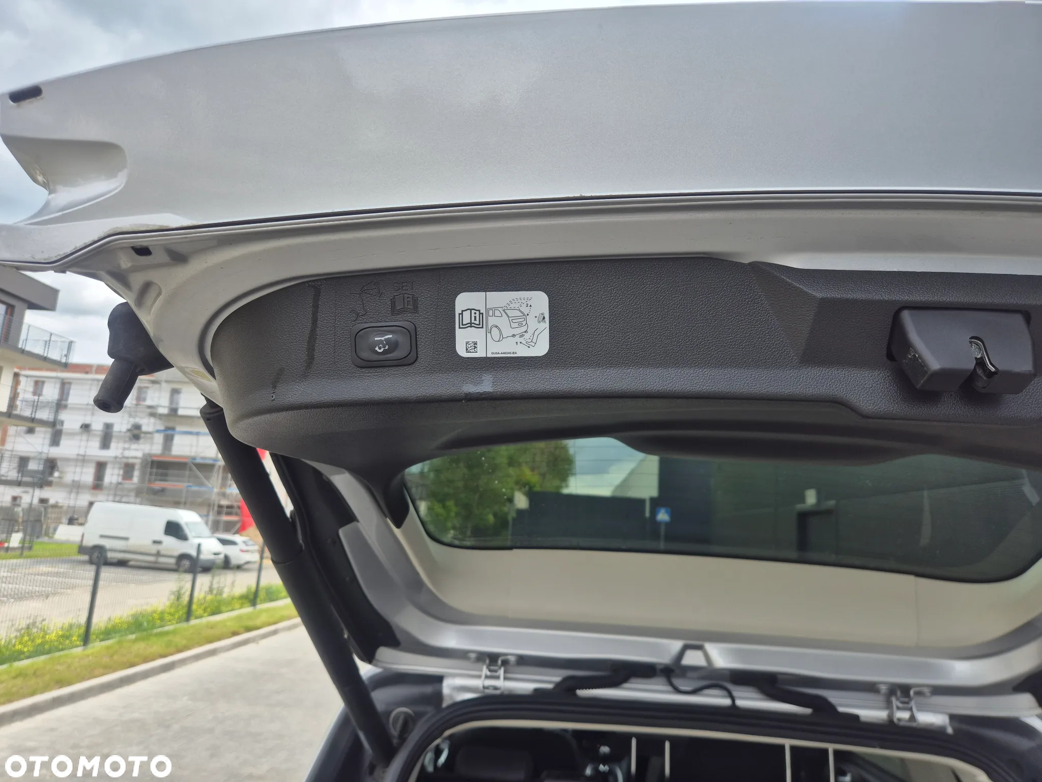 Ford Kuga 2.0 TDCi 2x4 Titanium - 11