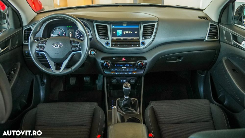 Hyundai Tucson 2.0 CRDI 4WD Intro Edition - 8