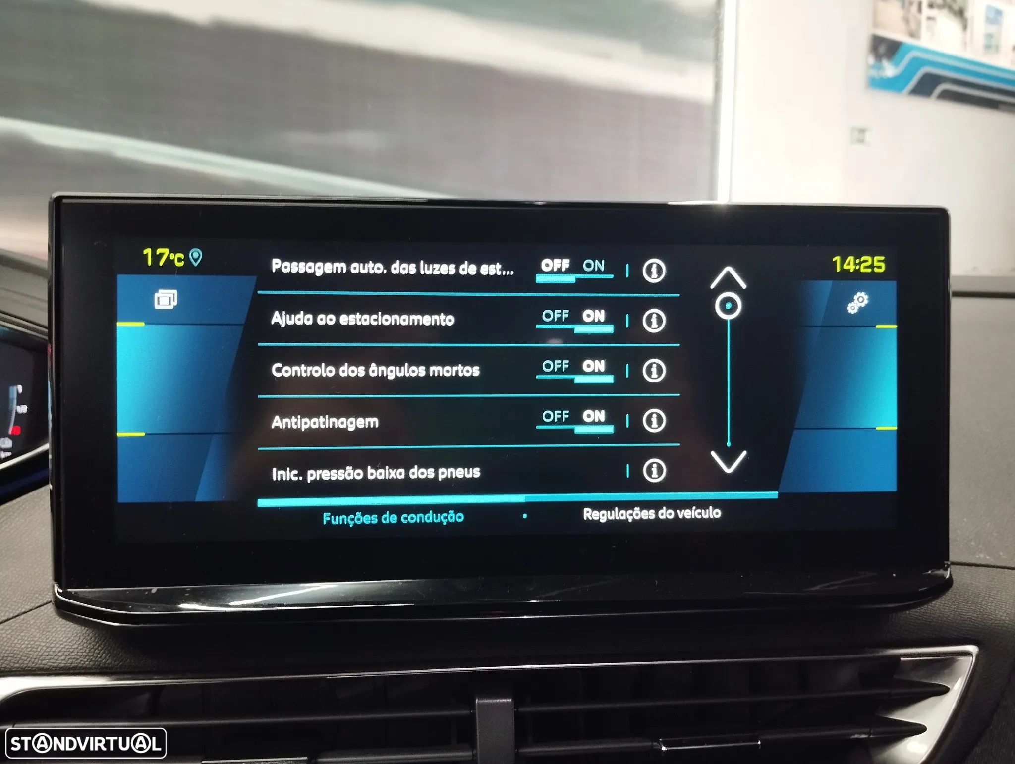 Peugeot 3008 1.6 Hybrid Allure Pack e-EAT8 - 33