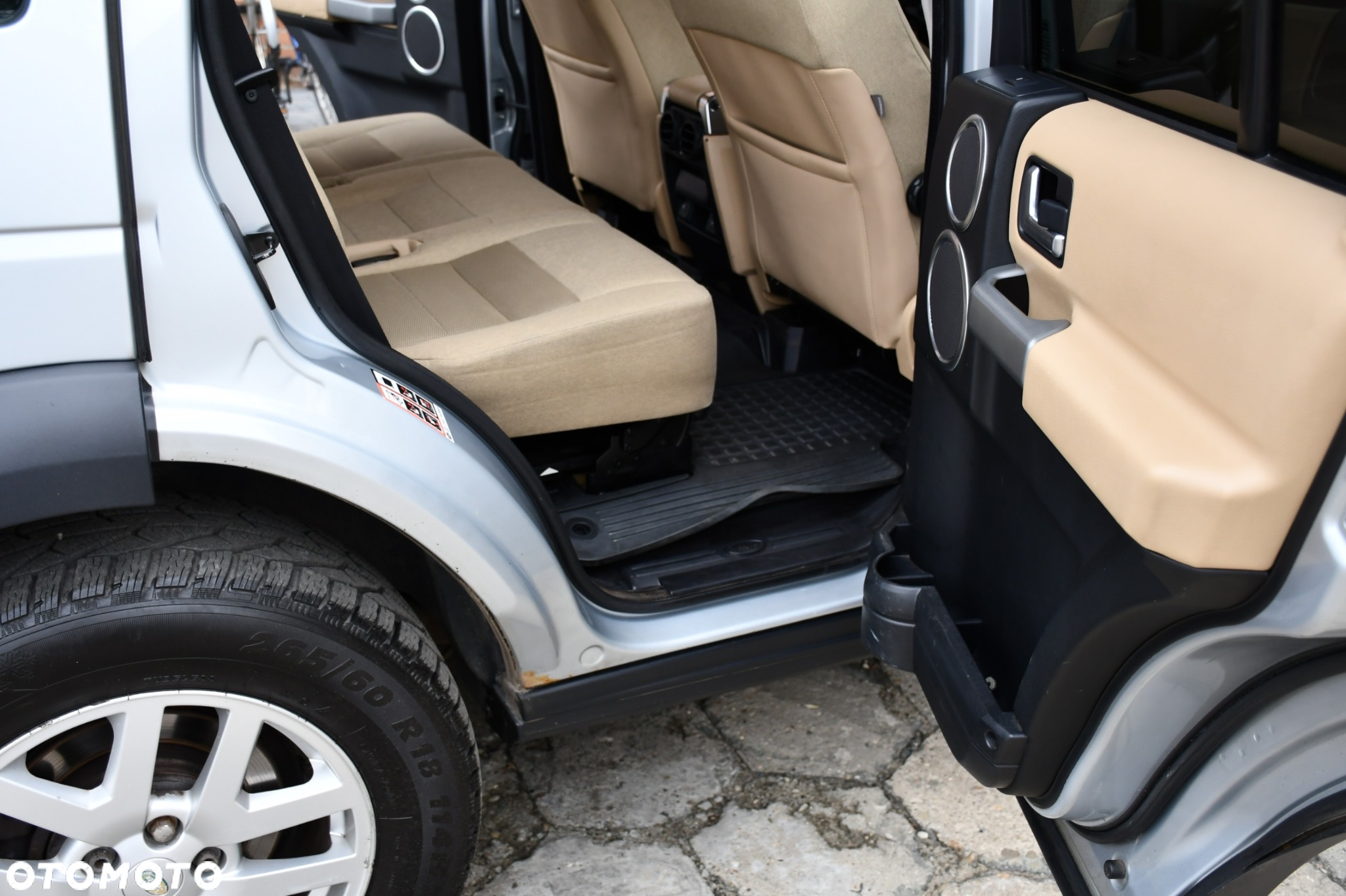 Land Rover Discovery - 12