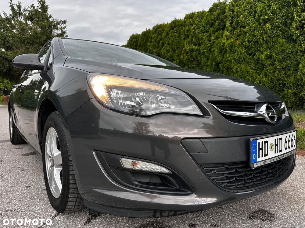 Opel Astra 1.4 Turbo - 12