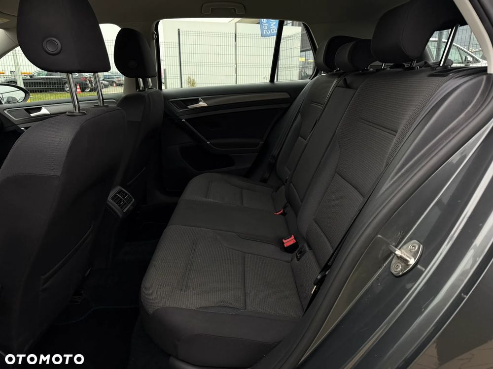 Volkswagen Golf 1.4 TSI BMT Highline - 27