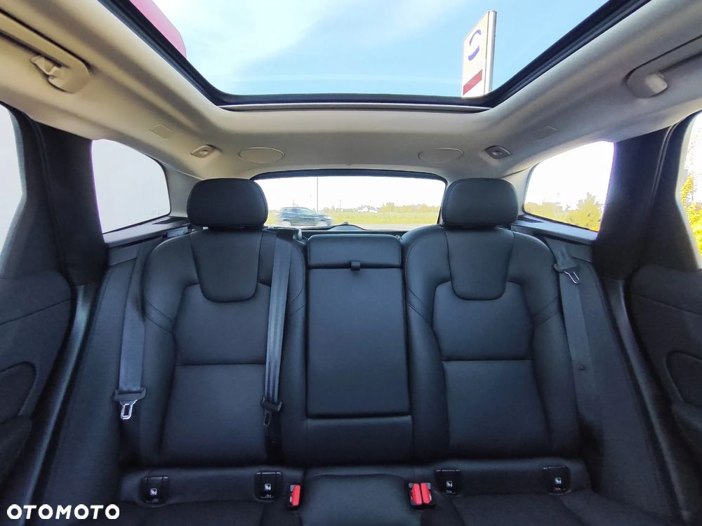 Volvo XC 60 T8 AWD Recharge Geartronic Inscription - 16