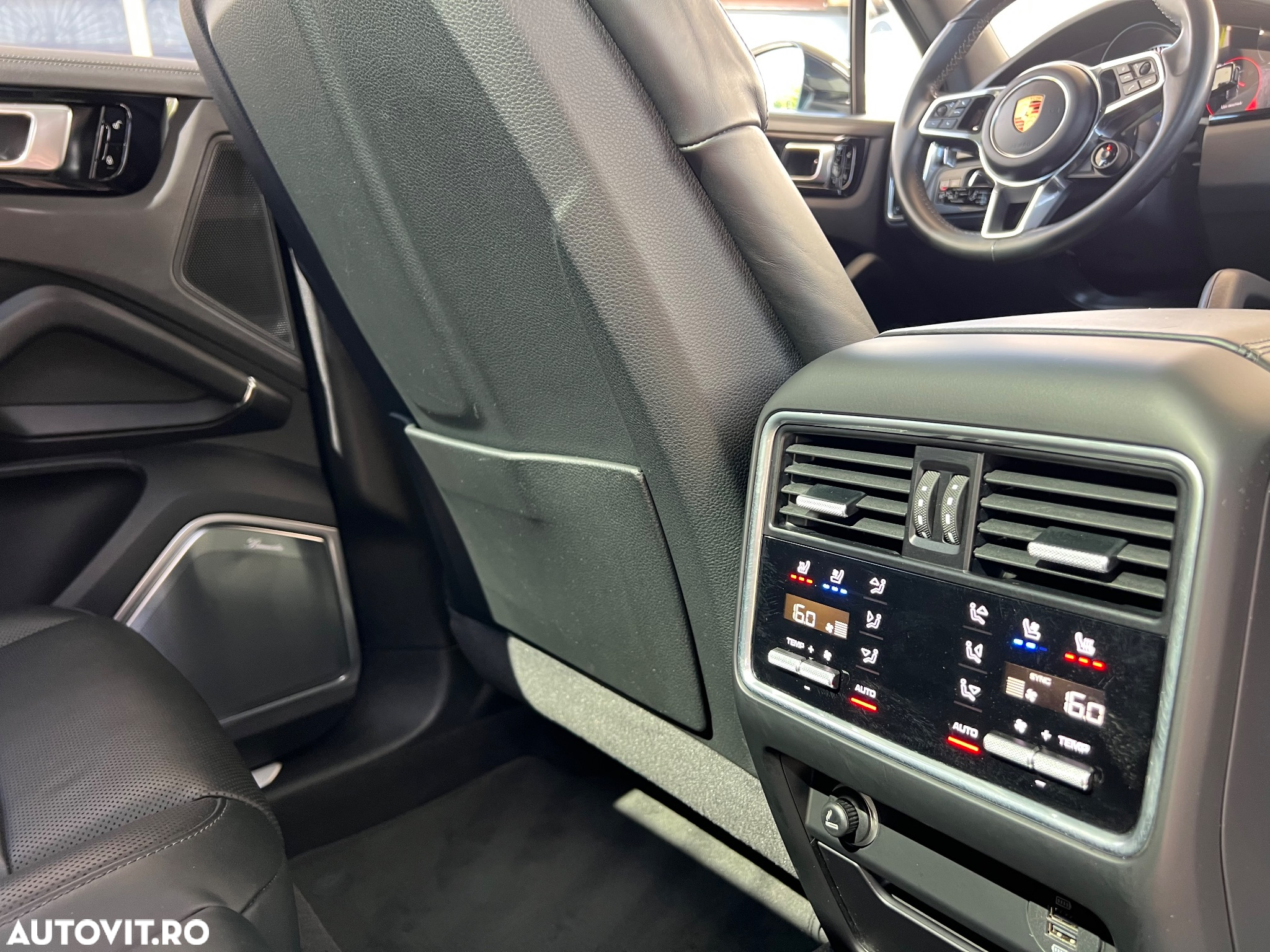 Porsche Cayenne S - 28