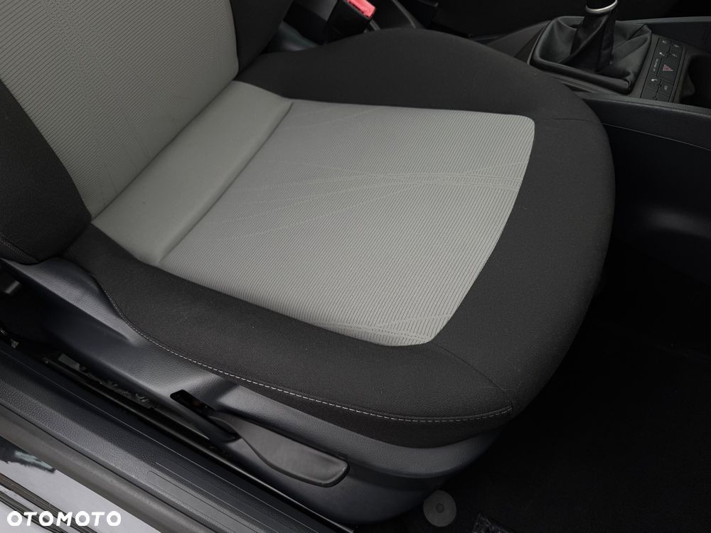 Seat Ibiza 1.4 16V Style - 29