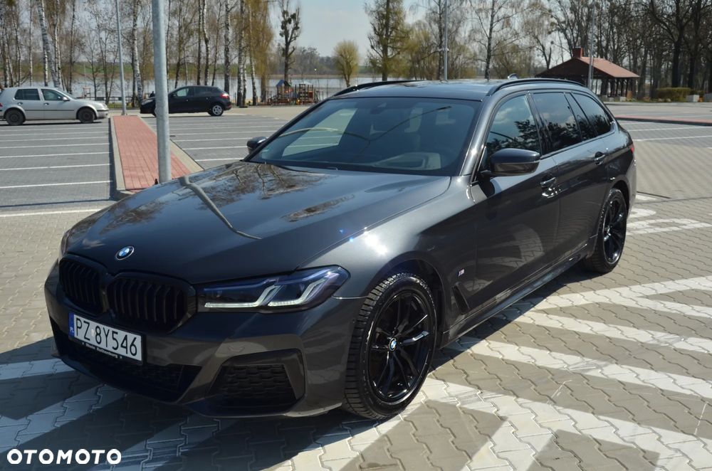 BMW Seria 5 520d Sport - 8