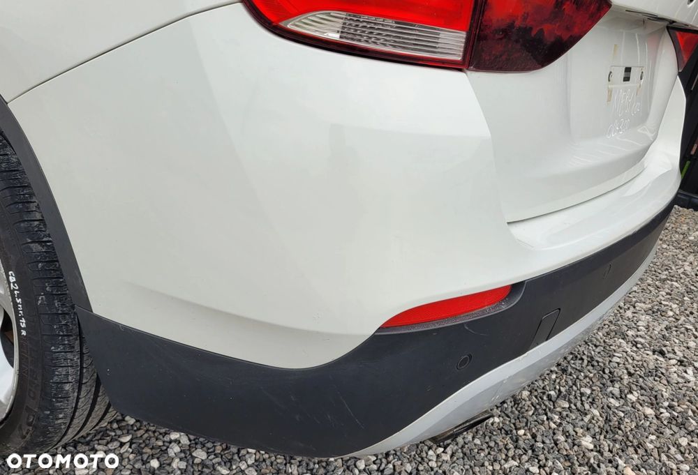 ZDERZAK TYŁ TYLNY BMW X1 E84 300 ALPINWEISS C62 - 1