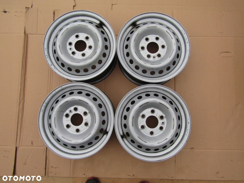 4x Felgi Stalowe 16 Iveco Daily 6,5j 6x125 ET68 oryginał - 3
