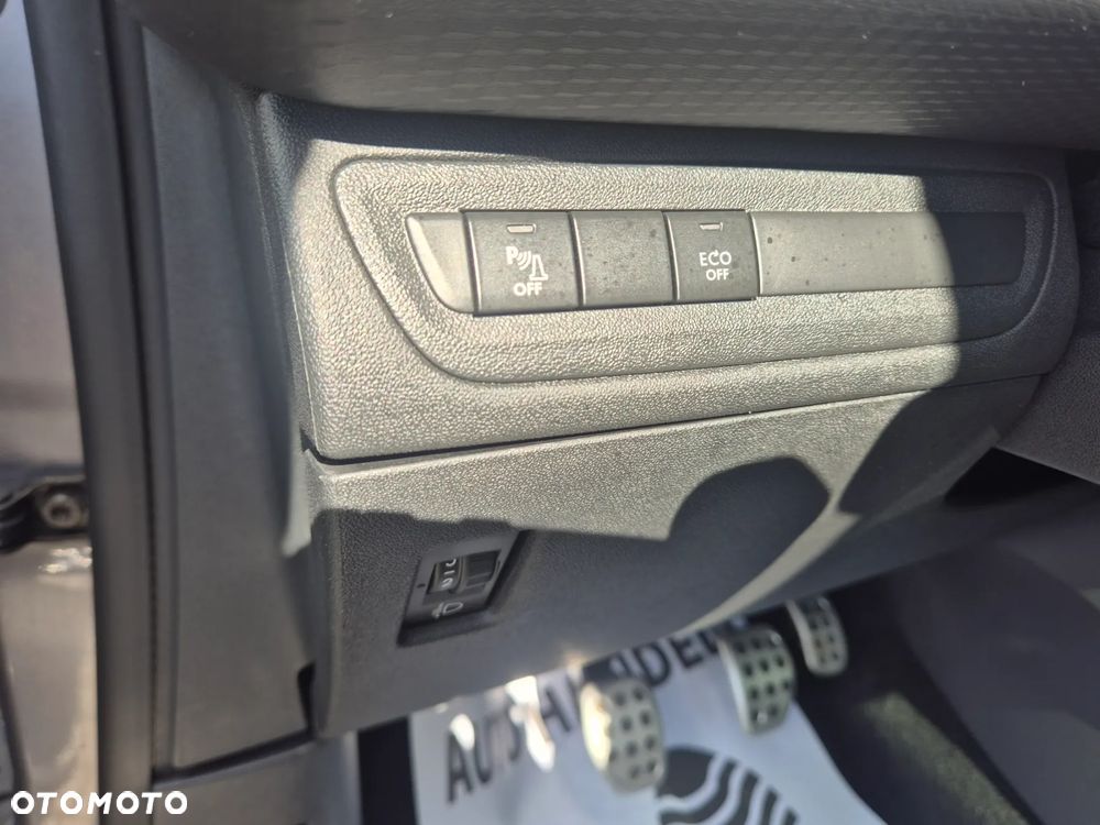 Peugeot 2008 PureTech 110 Stop&Start GT-Line Edition - 17