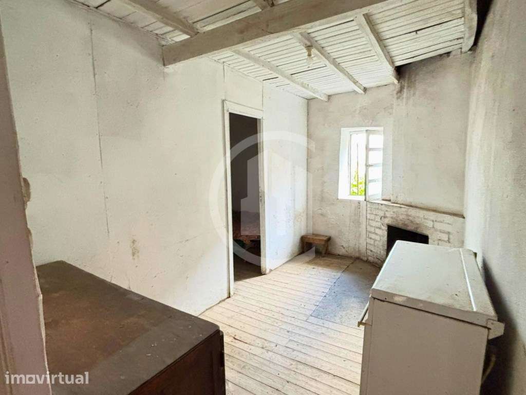 Casa em Peraboa para investimento ou reabilitação - Grande imagem: 4/10
