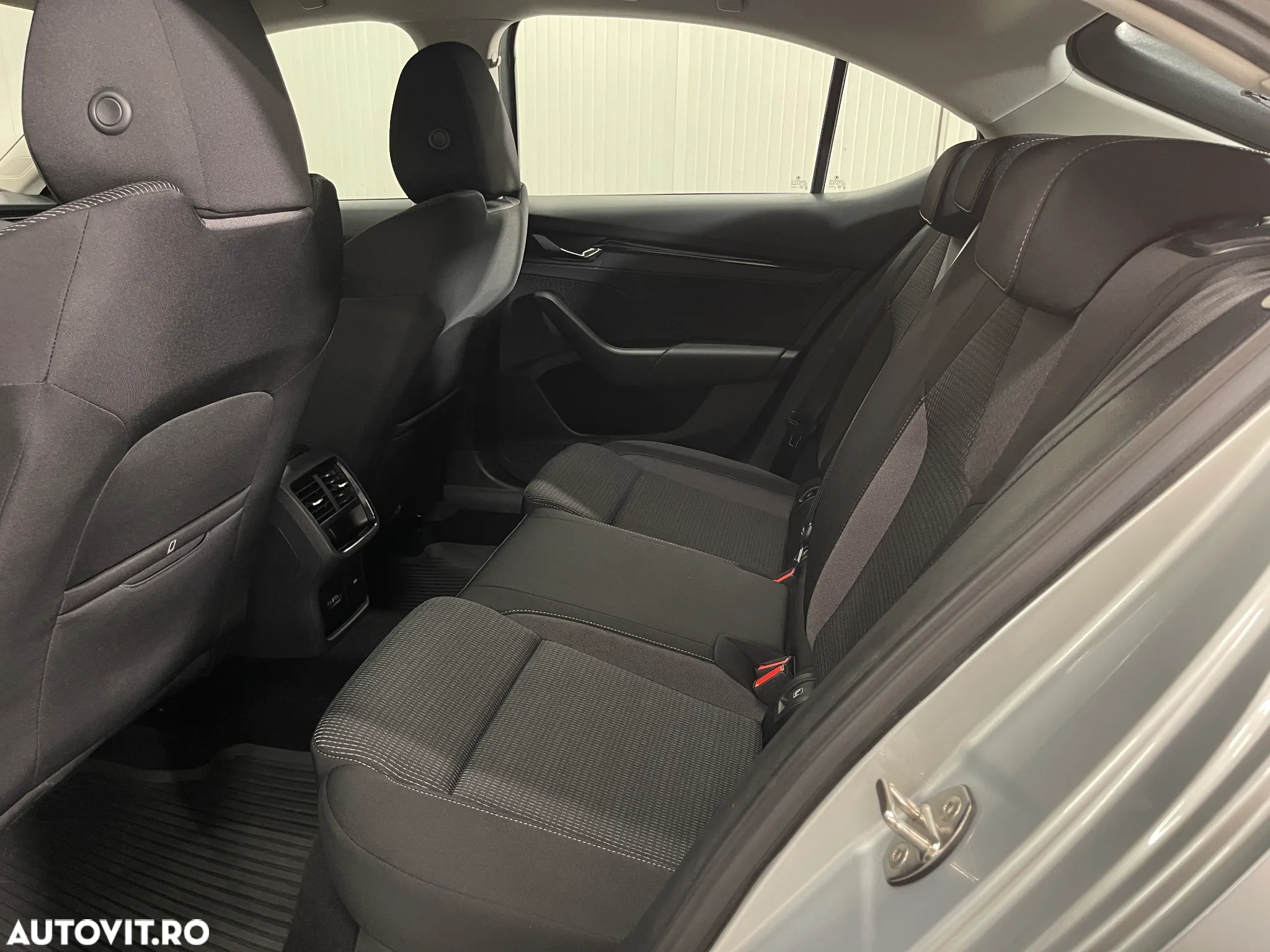 Skoda Octavia 2.0 TDI Ambition - 11