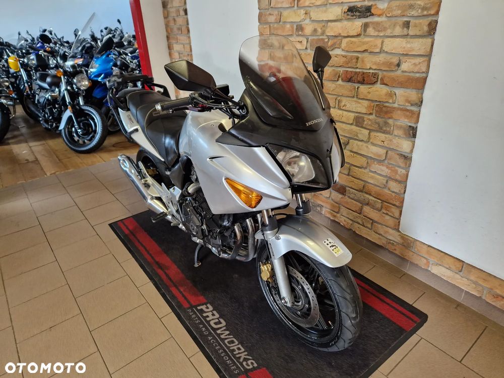 Honda CBF - 3