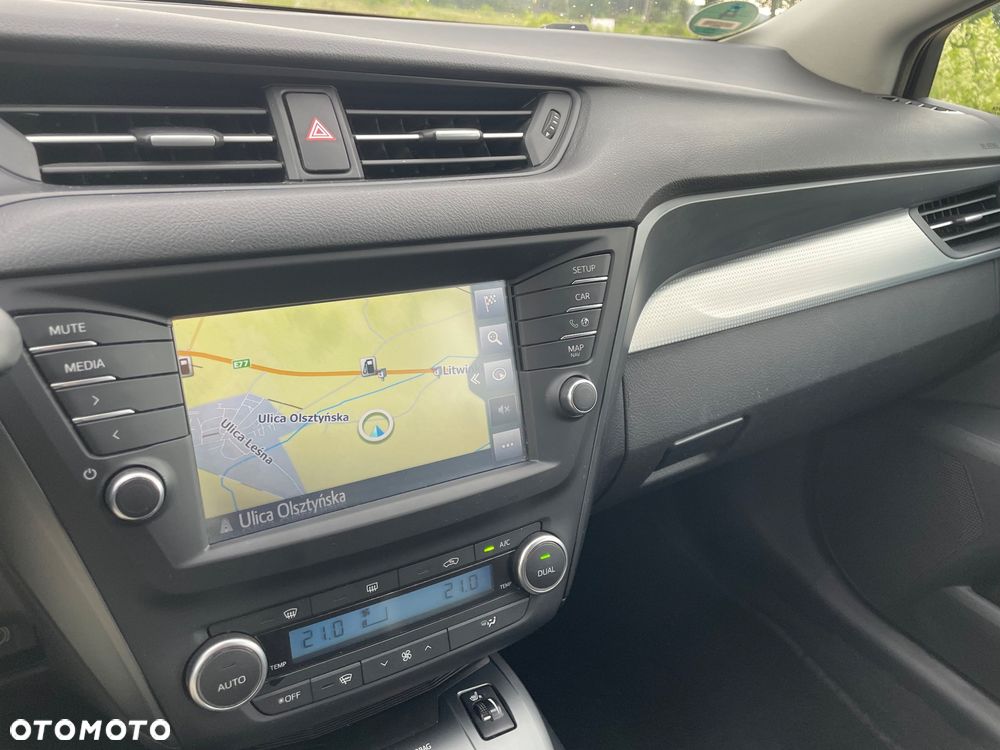 Toyota Avensis - 17