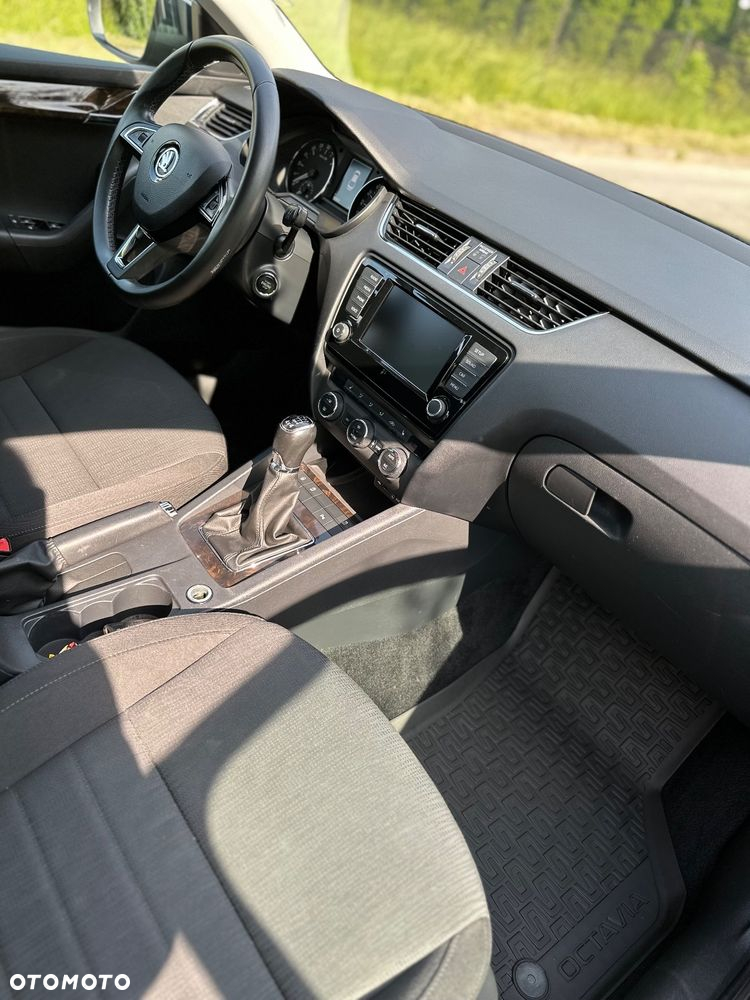 Skoda Octavia - 14