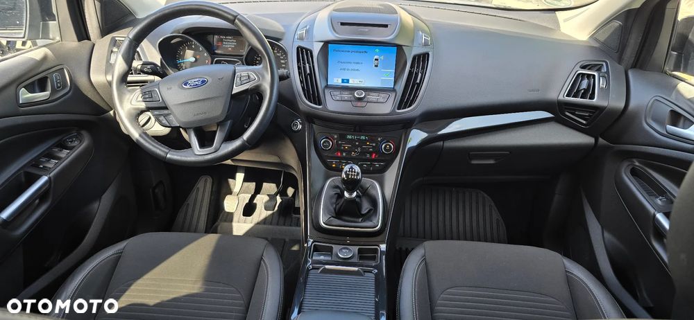 Ford Kuga 1.5 EcoBoost 2x4 Business Edition - 14