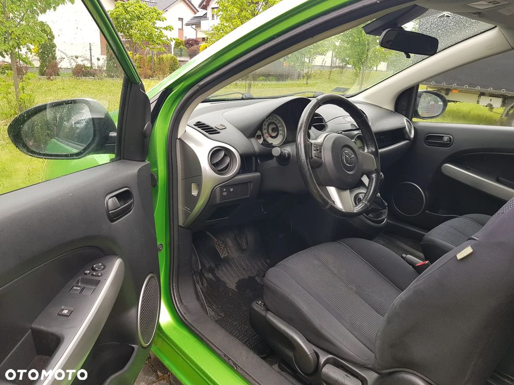 Mazda 2 1.3 Exclusive+ - 5