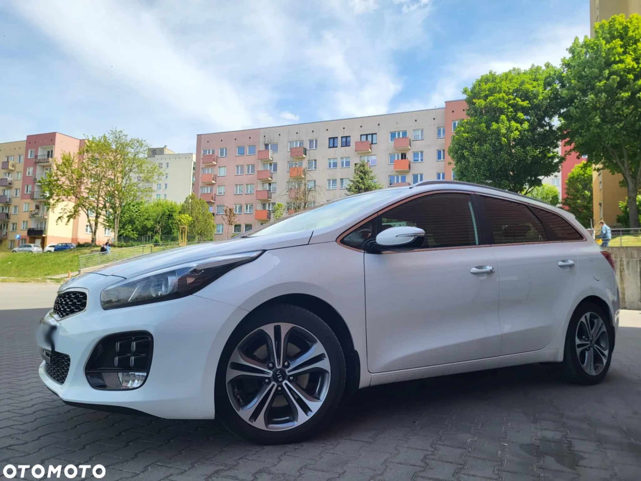 Kia Ceed 1.6 CRDi 136 DCT ISG SW GT Line - 3