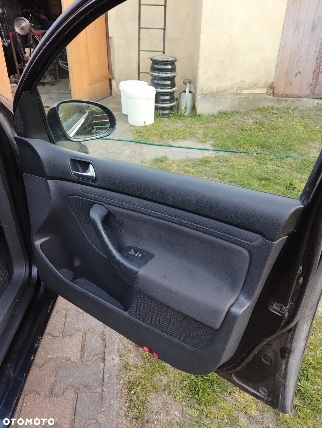 Volkswagen Golf - 10