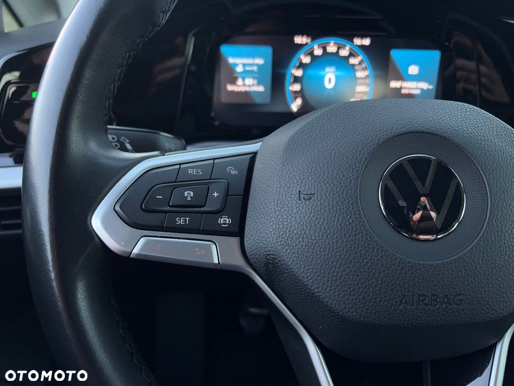 Volkswagen Golf - 12