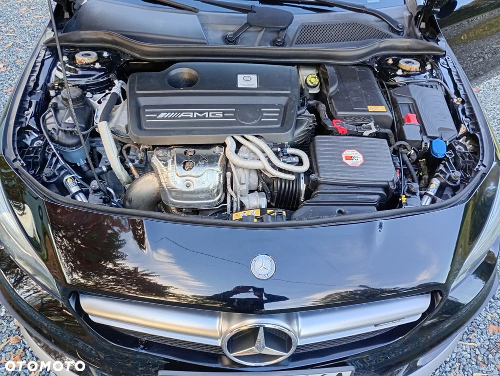 Mercedes-Benz CLA - 17