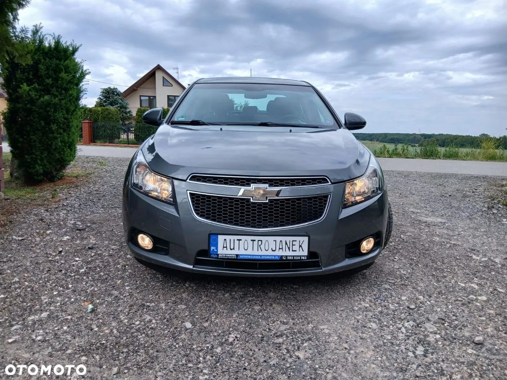 Chevrolet Cruze 1.8 LT+ - 8