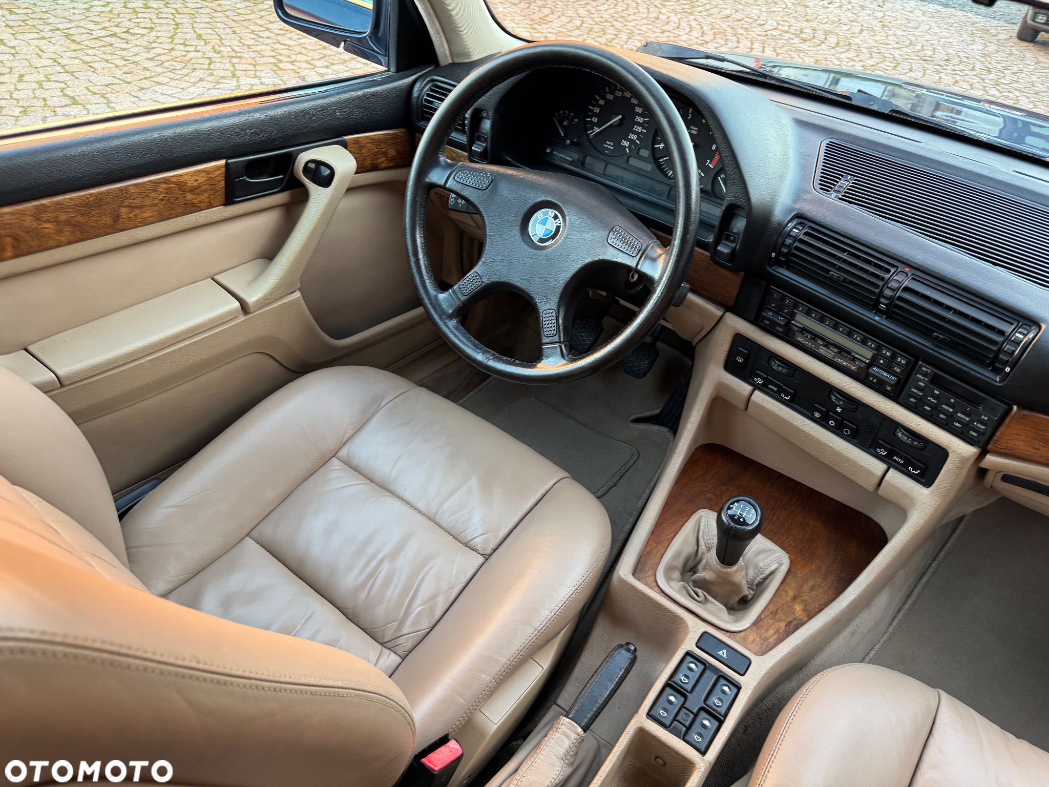 BMW Seria 7 735i - 21