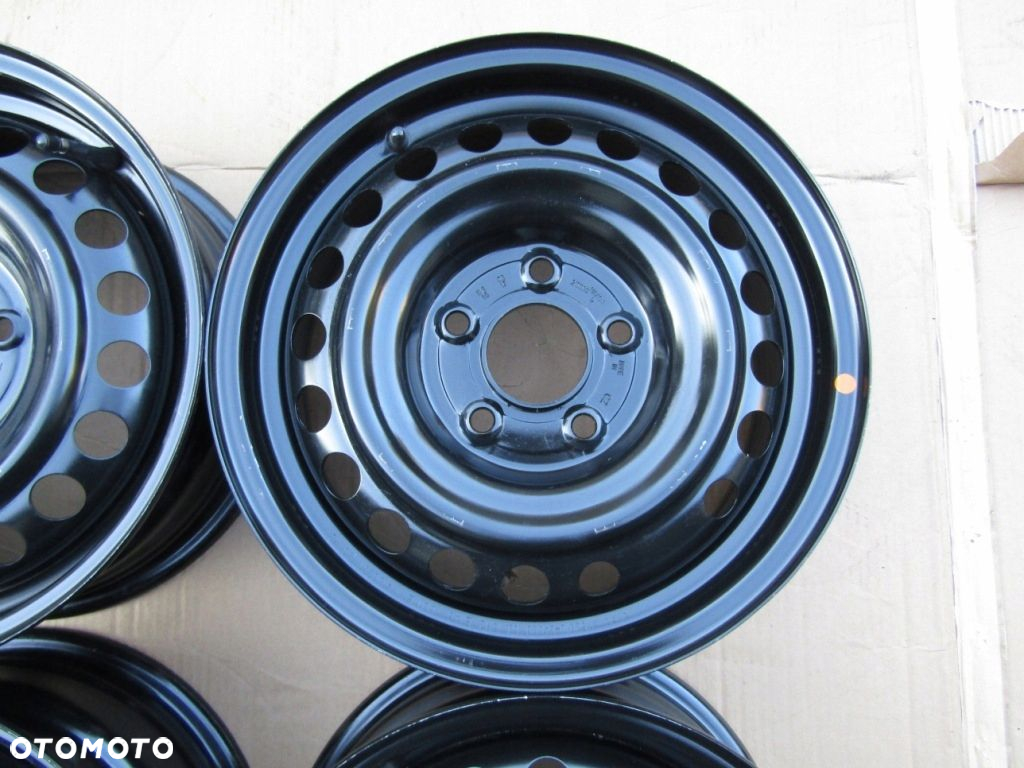 Felgi 15 Kia Ceed II III Hyundai i30 I II III 52910-G4000 / 6j 5x114,3 ET46 - 8