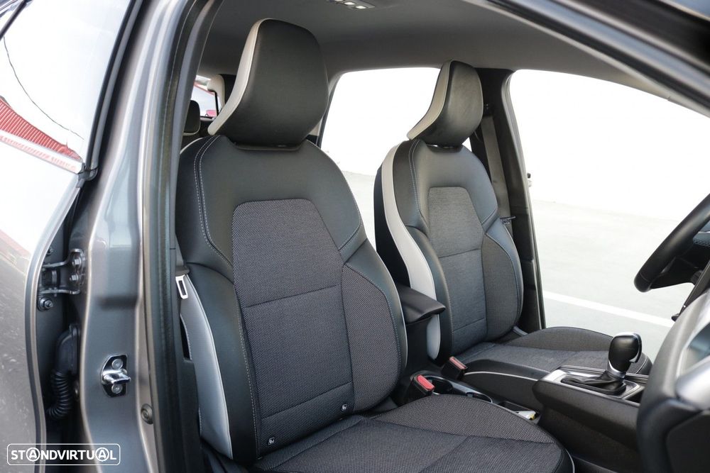 Renault Captur 1.6 E-Tech Plug-In Intens - 21