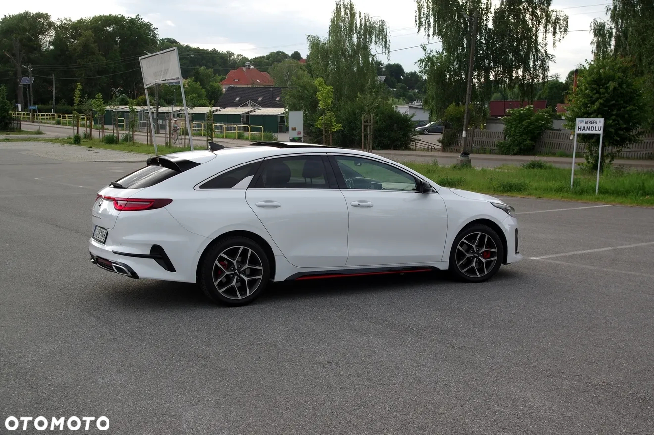 Kia ProCeed 1.6 CRDi GT Line DCT - 16