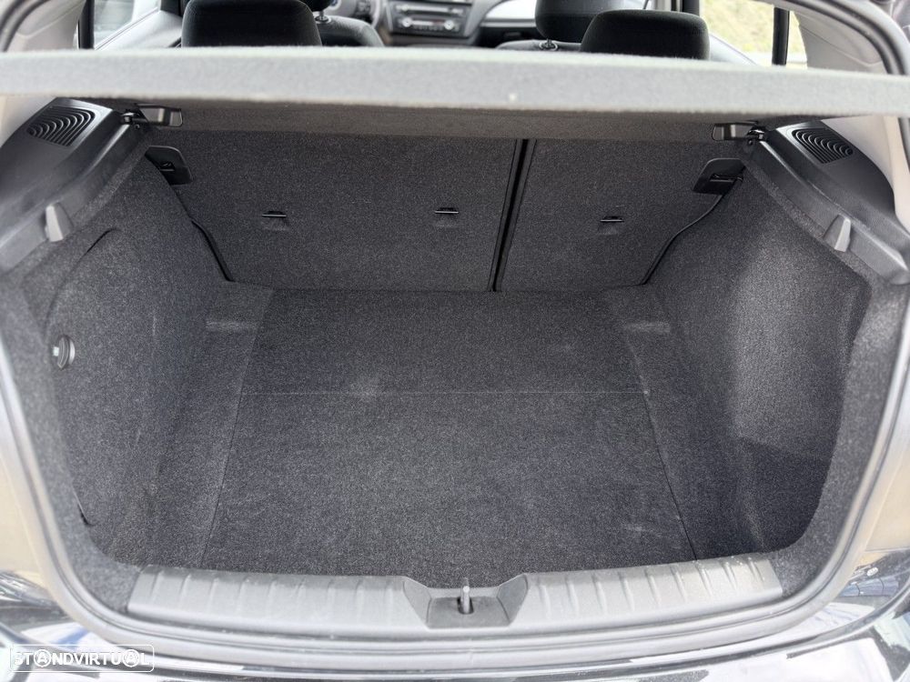 BMW 116 d EfficientDynamics - 21