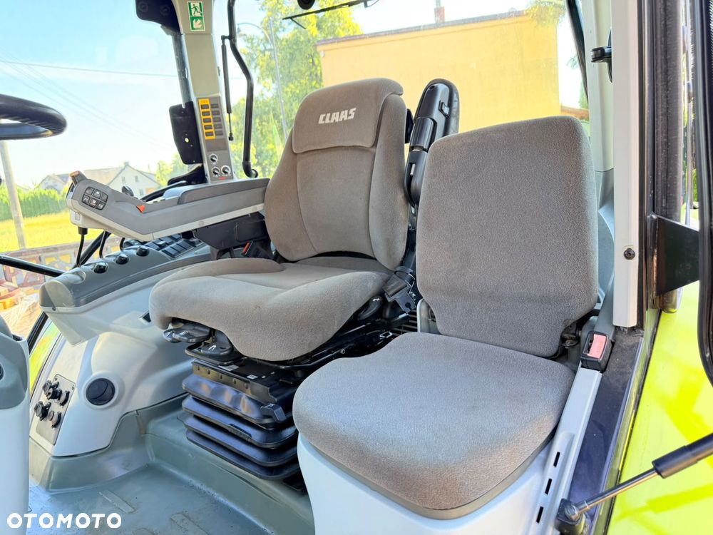 Claas Arion 650 - 12
