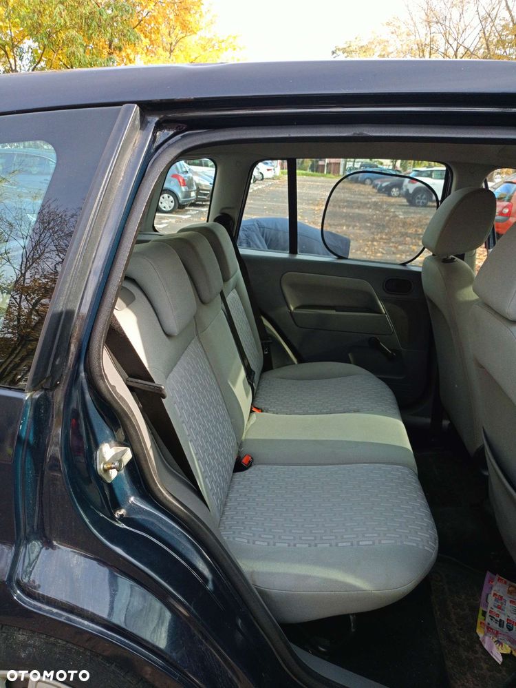 Ford Fusion - 15
