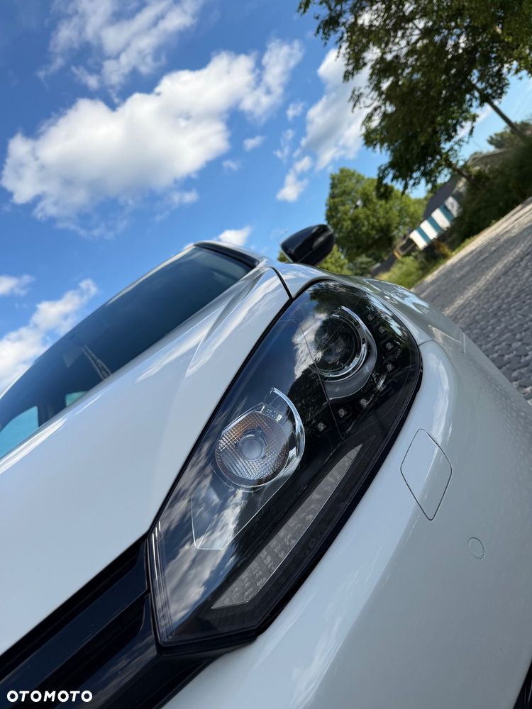 Volkswagen Golf - 14
