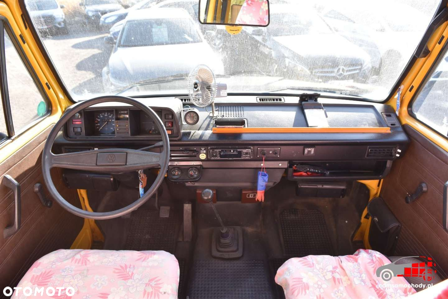 Volkswagen Transporter - 25