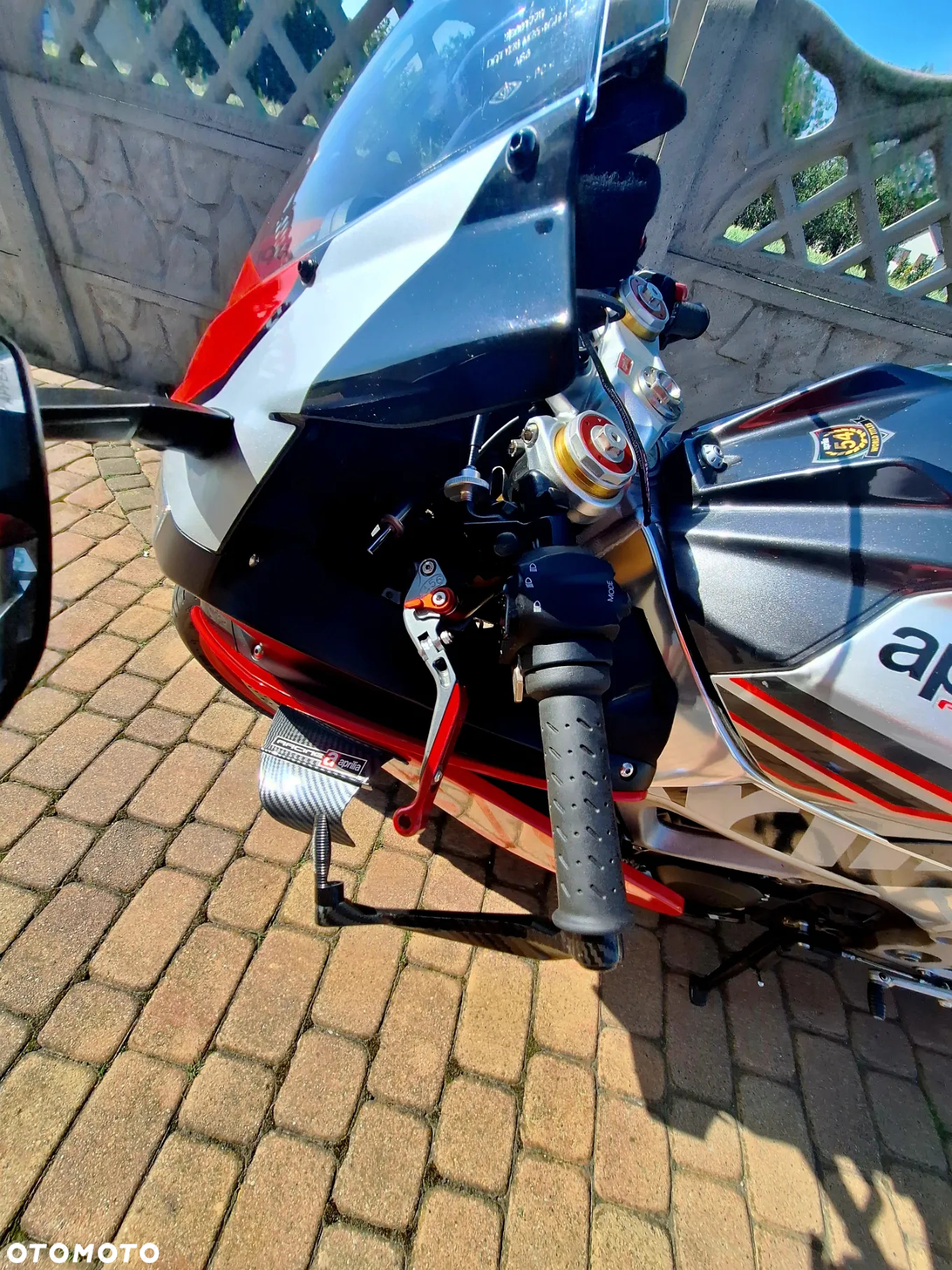 Aprilia RSV - 21