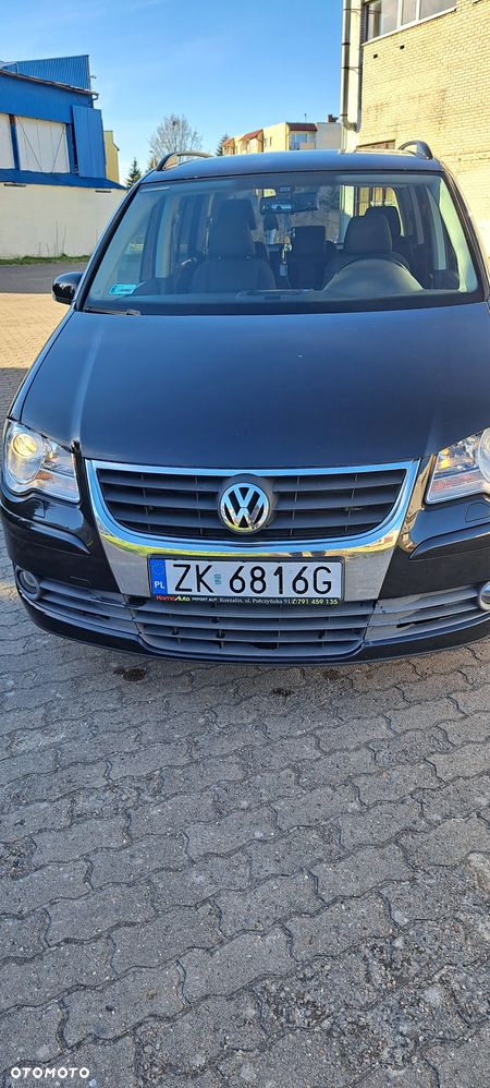 Volkswagen Touran 1.4 TSI Highline - 3