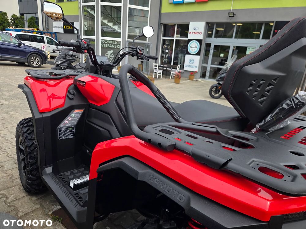 CFMoto CForce - 10