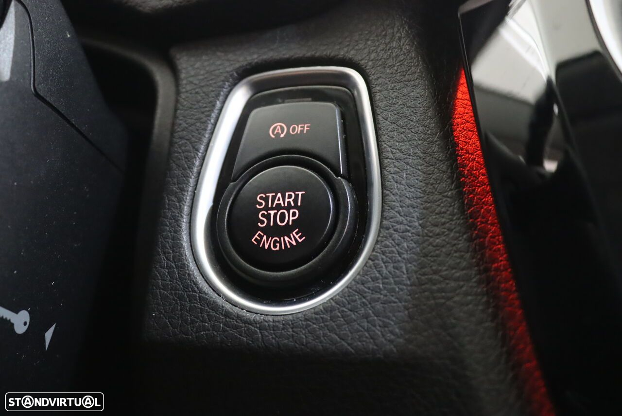 BMW 318 d Touring - 15