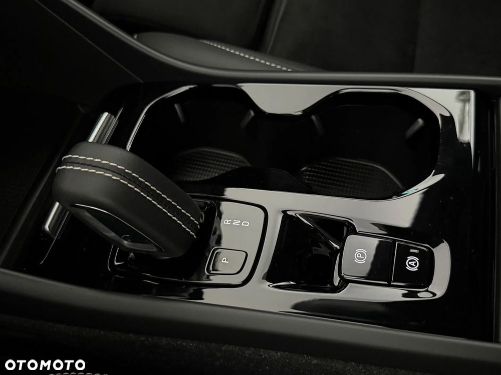 Volvo XC 40 B4 B DKG RDesign - 28