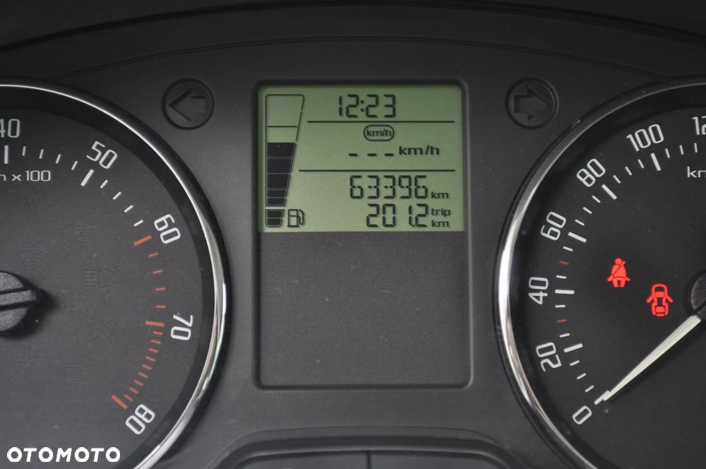 Skoda Fabia 1.2 TSI Elegance - 25