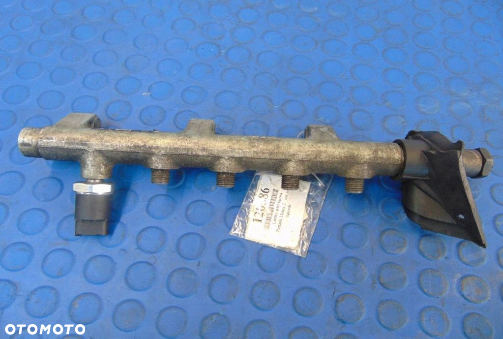 RENAULT MASTER II 2.2DCI LISTWA WTRYSKOWA 0445214025 - 2