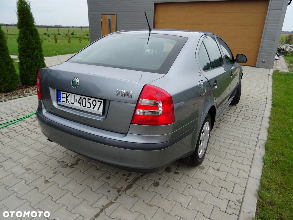 Skoda Octavia 1.6 Ambition - 5
