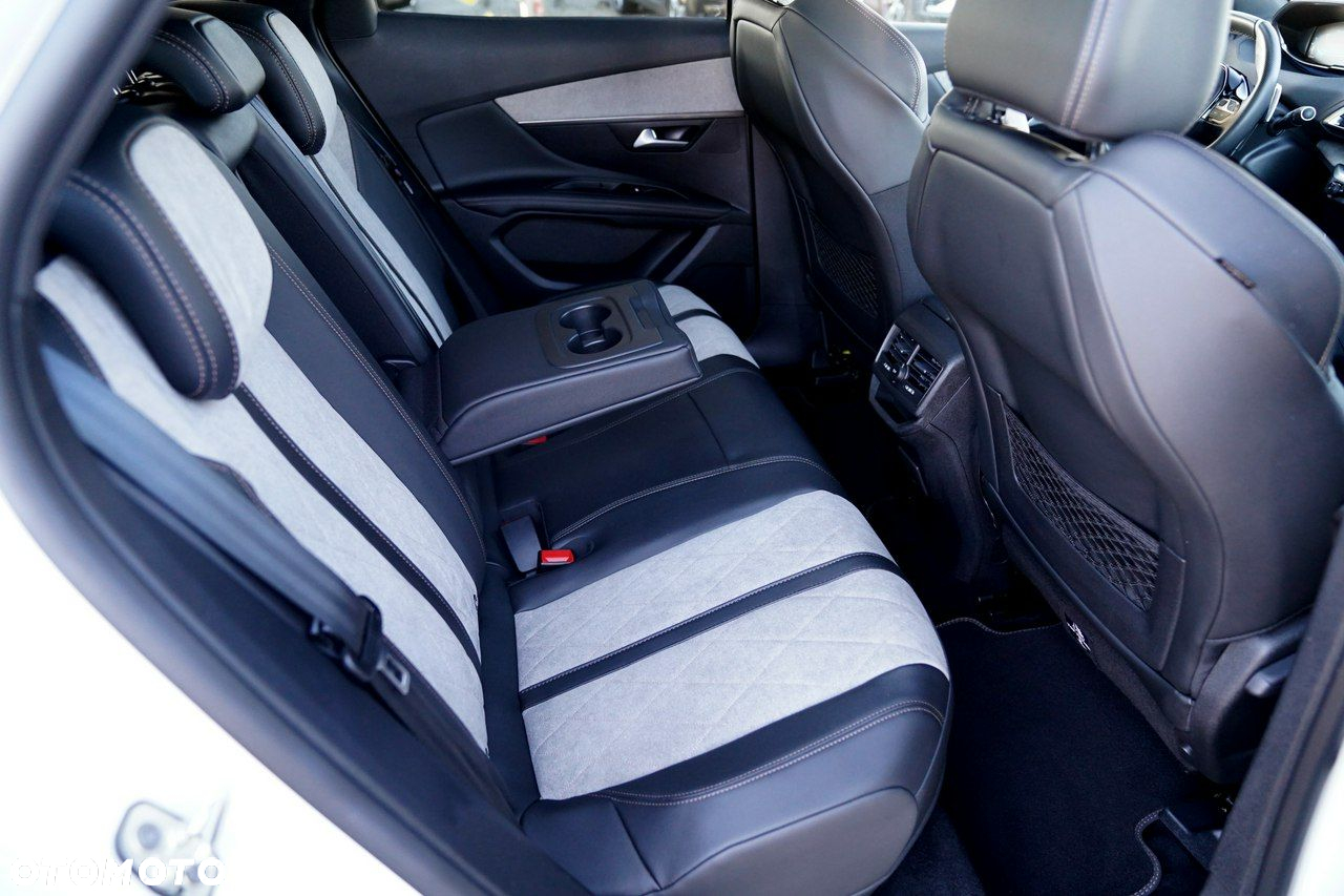 Peugeot 3008 - 27