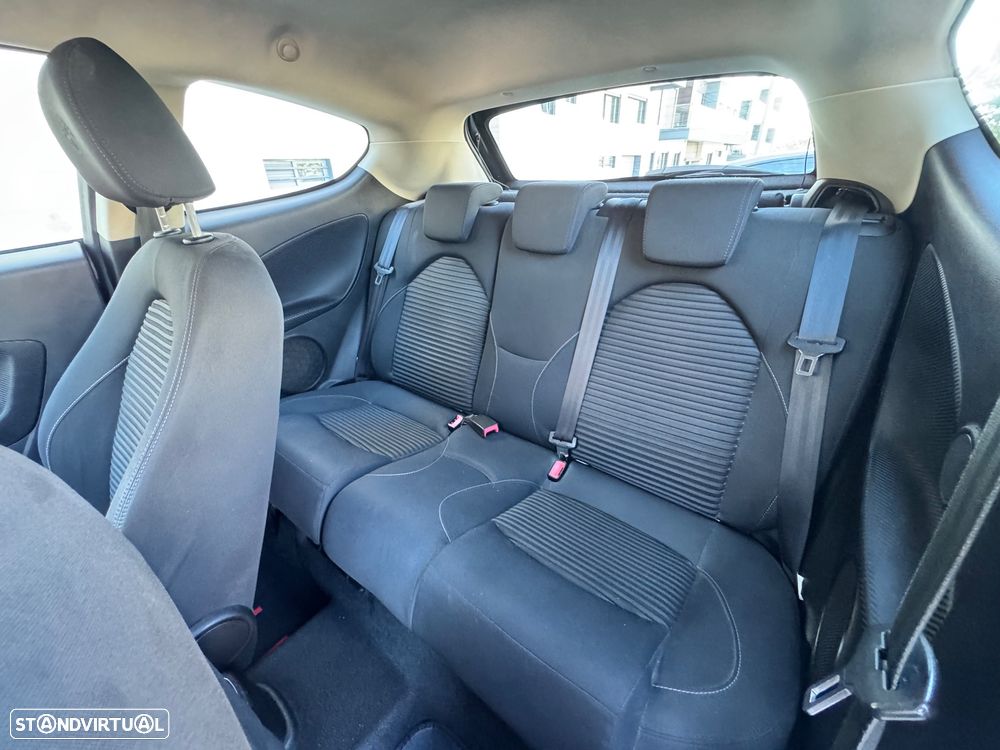 Alfa Romeo MiTo 1.3 JTD Distinctive - 22