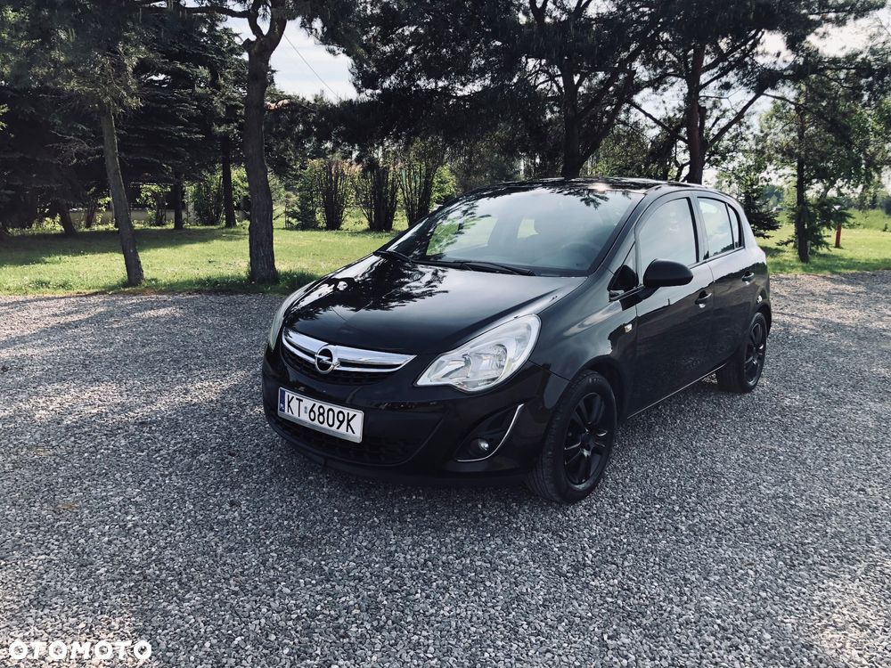 Opel Corsa 1.2 16V Cosmo - 1